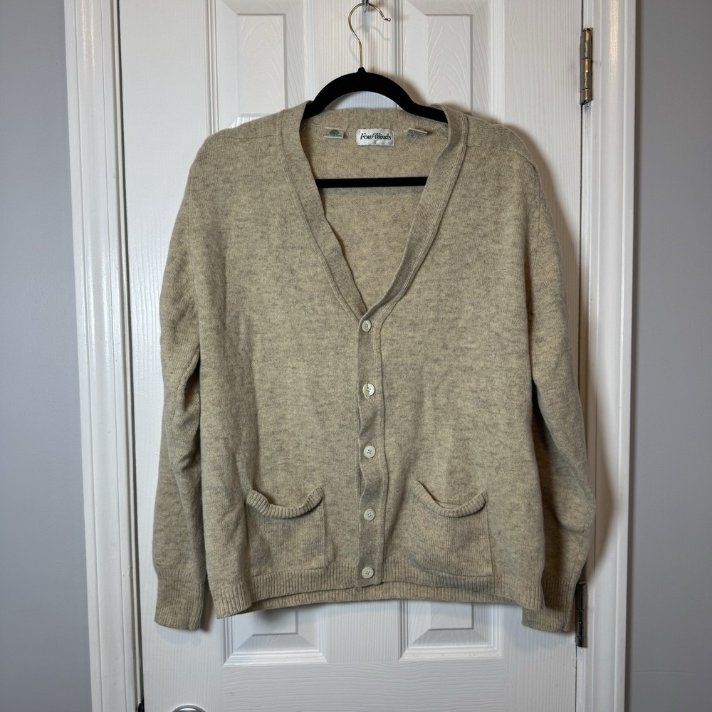 FOUR WINDS MENS XL Cardigan 100% LAMBSWOOL MACAU Beige VTG Wool